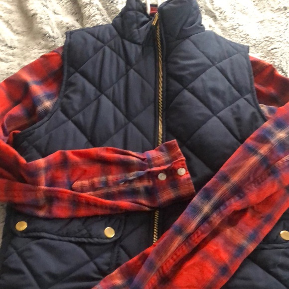 Dark navy blue vest - Picture 1 of 2